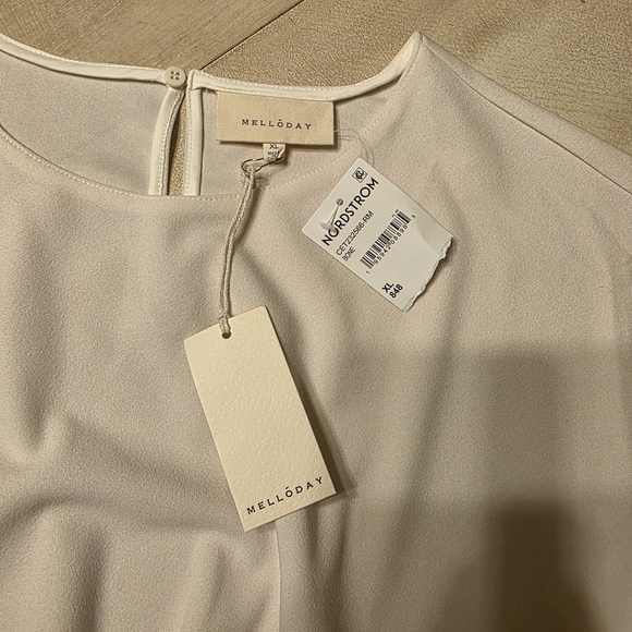 ​💖 NWT Melloday Nordstrom Twist-Front Peplum Top - Size XL - Bone/Ivory - Picture 2 of 5